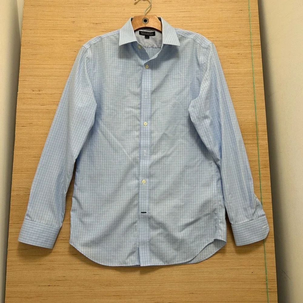 Banana Republic Mens Small Light Blue Non-Iron Tailored Slim Fit Grid Check